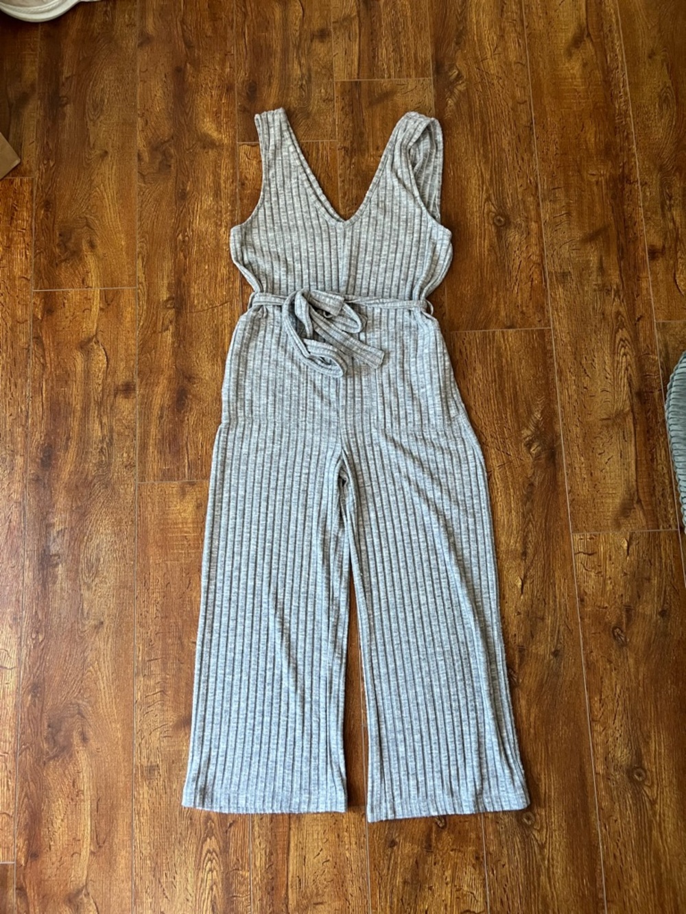 Billabong ribbed jumpsuit, size medium